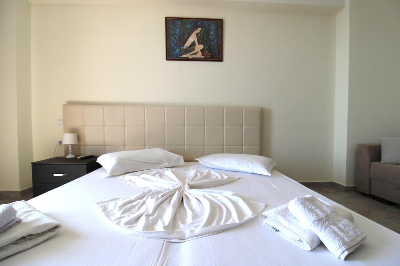 Summer Dream Hotel Sarandë Exteriör bild