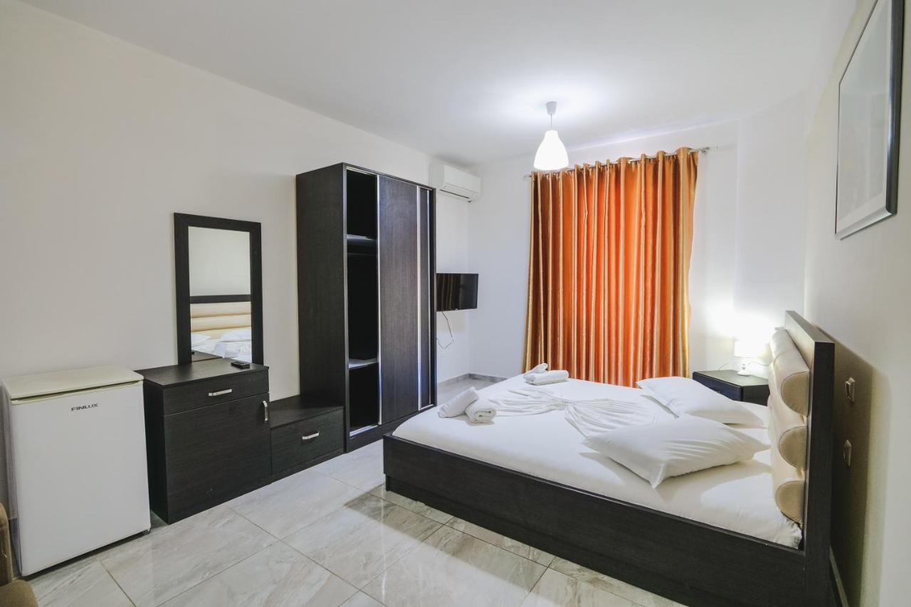 Summer Dream Hotel Sarandë Exteriör bild
